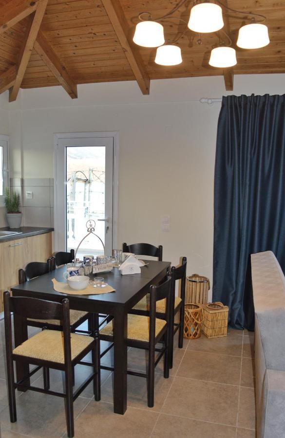 La Maison Bleue Lägenhet Lixouri Exteriör bild